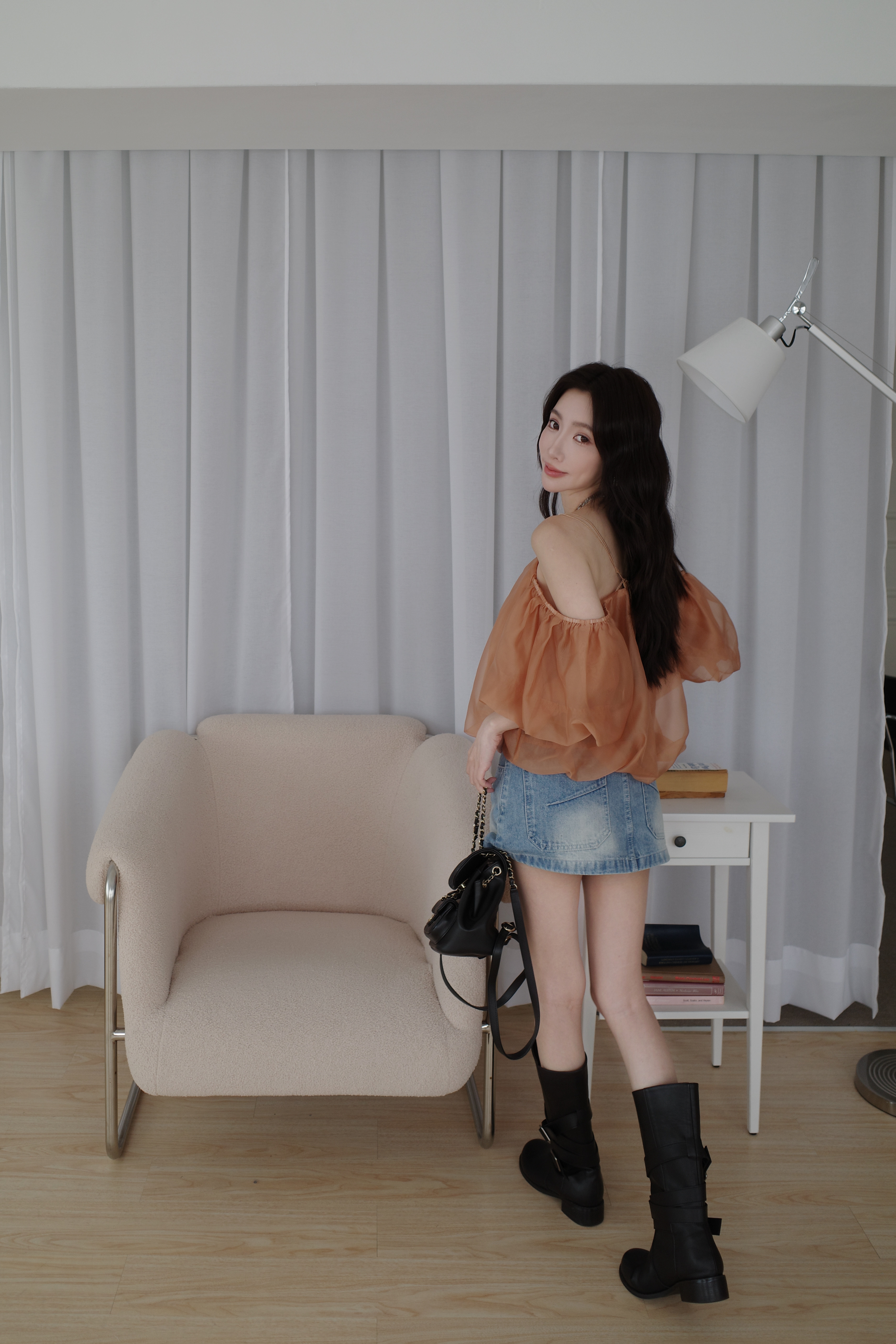 (預購)#AN80 必收透透花苞細帶上衣(黑/橘/白)