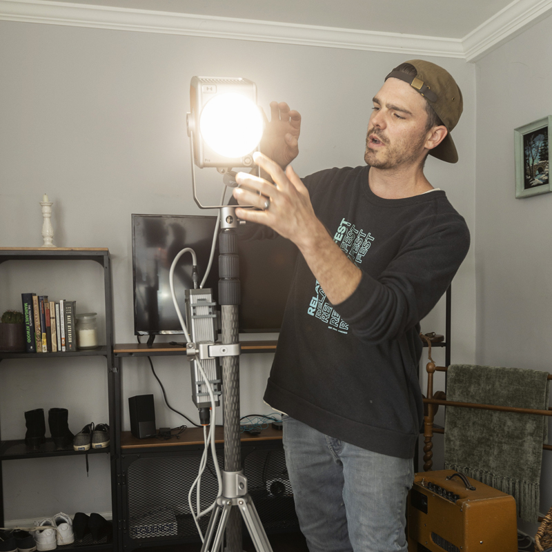 Harlowe Pro 300 雙色溫專業攝影燈