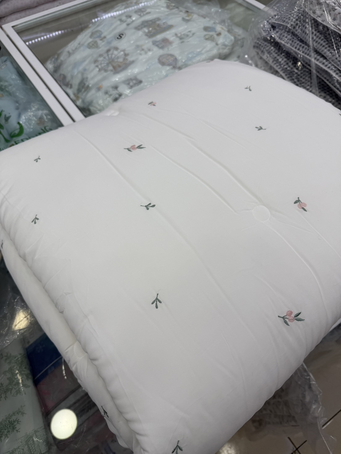 H425 小葉子花朵四季被