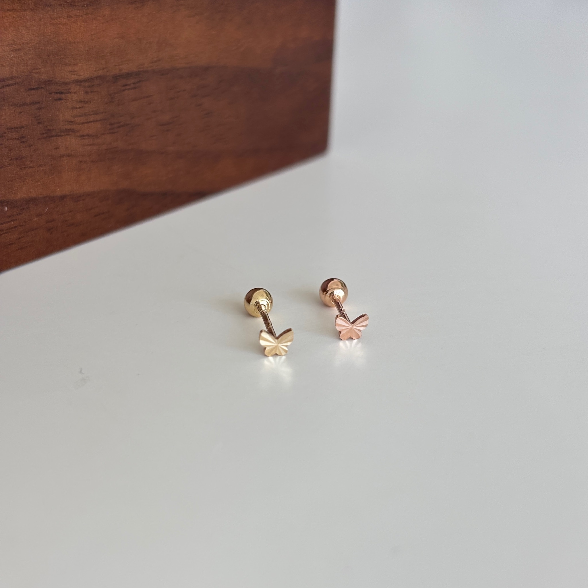 【韓國連線】14K mini閃閃蝴蝶轉珠耳環