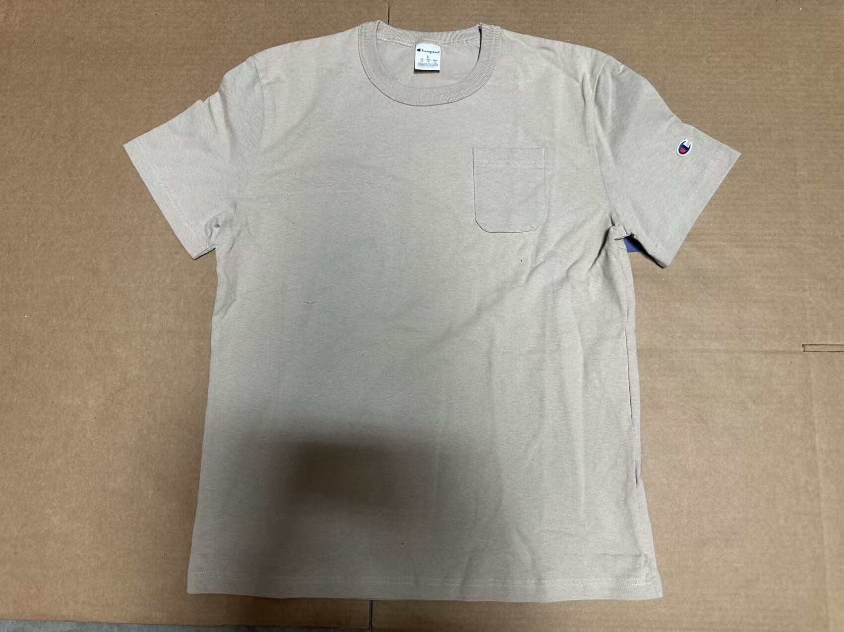 【預購】H0408136 Champion 口袋小標短袖 T-shirt