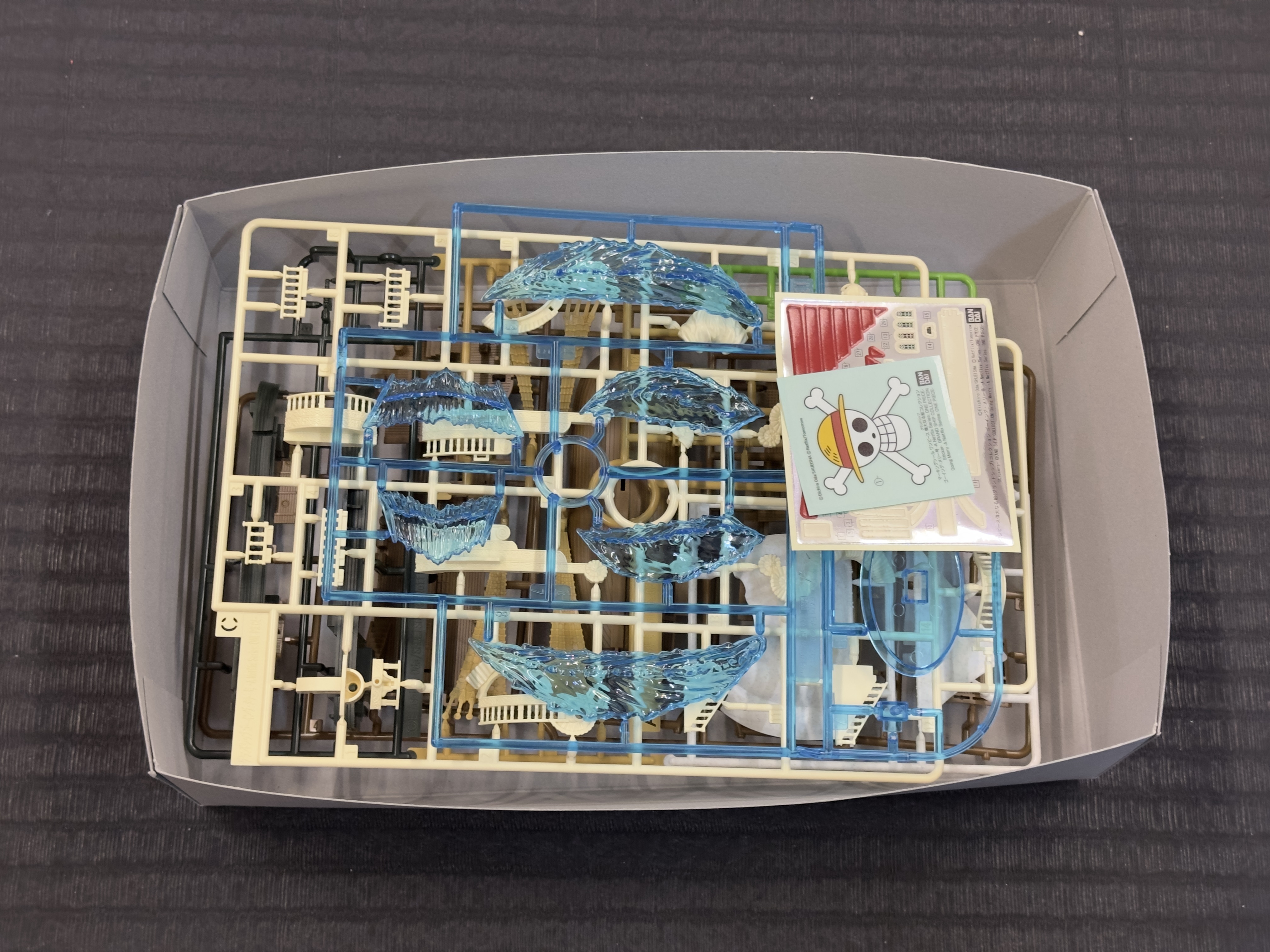 海賊王偉大的海盜船系列 中古 已開盒 拆膠袋 默認盒不完美 齊件 欠組裝說明書 - 前進梅利號 (Netflix)