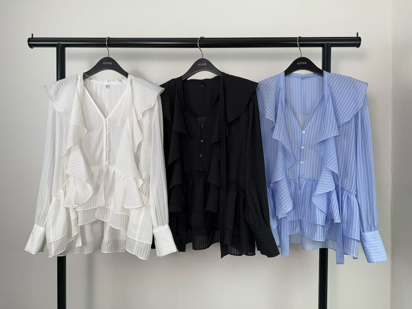 FF6012 暗直紋荷葉邊上衣