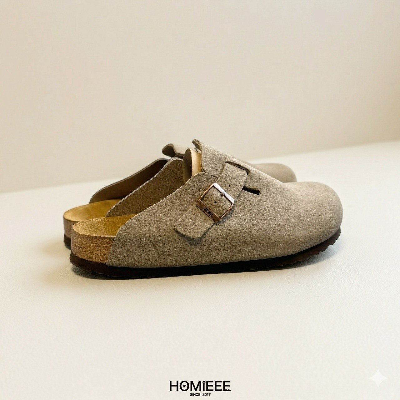 JEEP 勃肯鞋 休閒鞋 軟木底 金釦 包頭 麂皮 白灰 卡其 [P230MTX376]