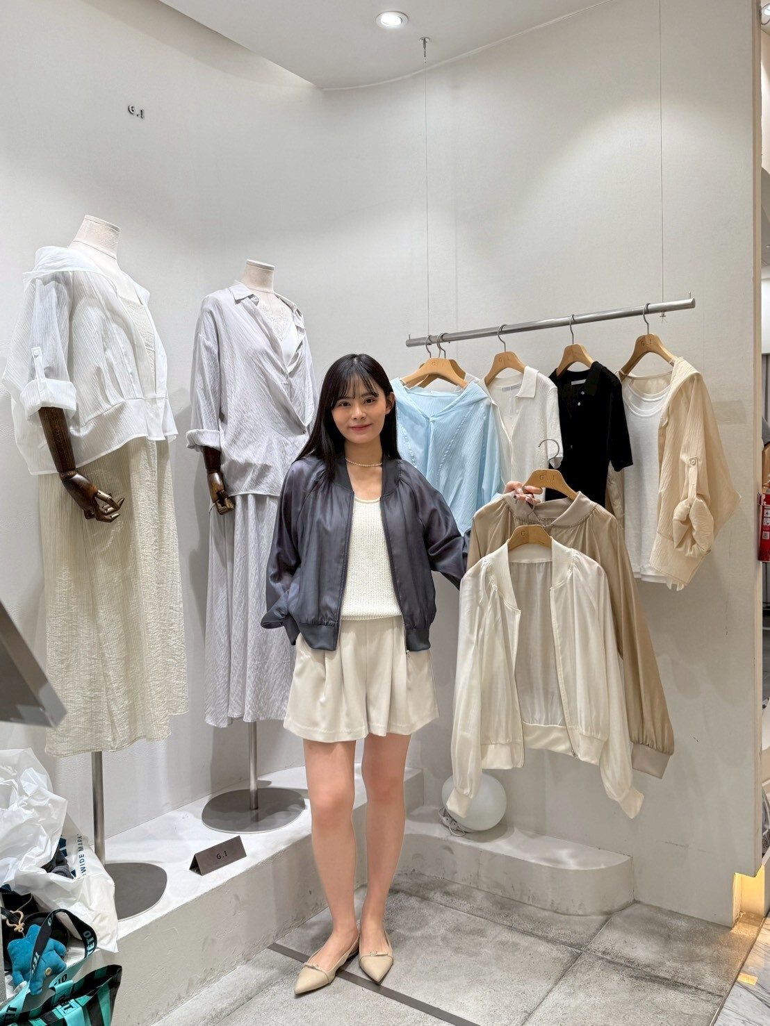 GI6030 短版拉鏈透氣薄外套