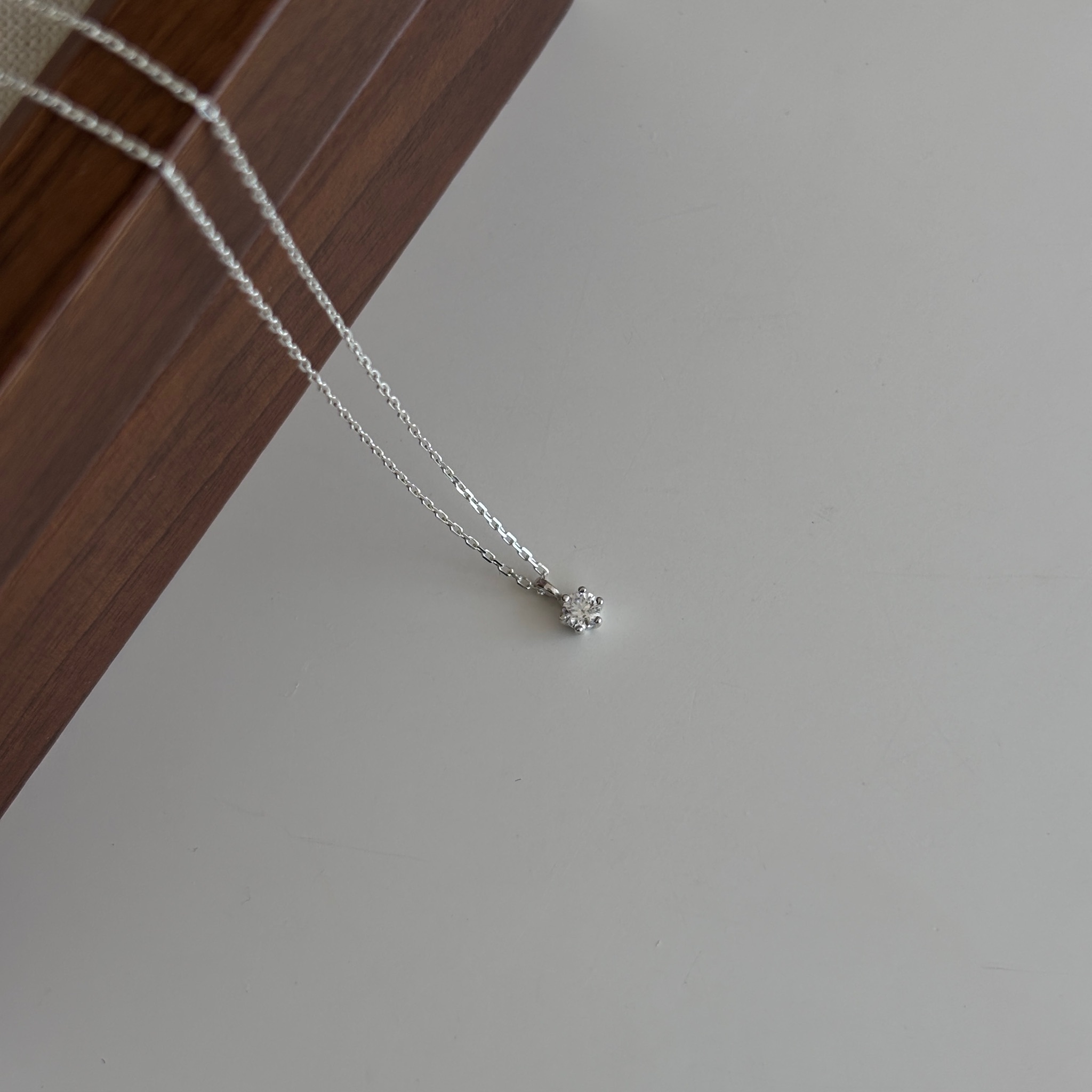 【韓國連線】簡約六爪莫桑鑽鎖骨鍊