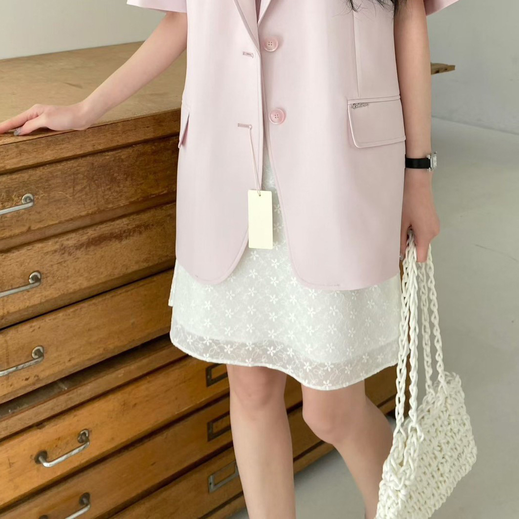 浪漫小花蕾絲織紋感膝上短裙-S-M / 2色