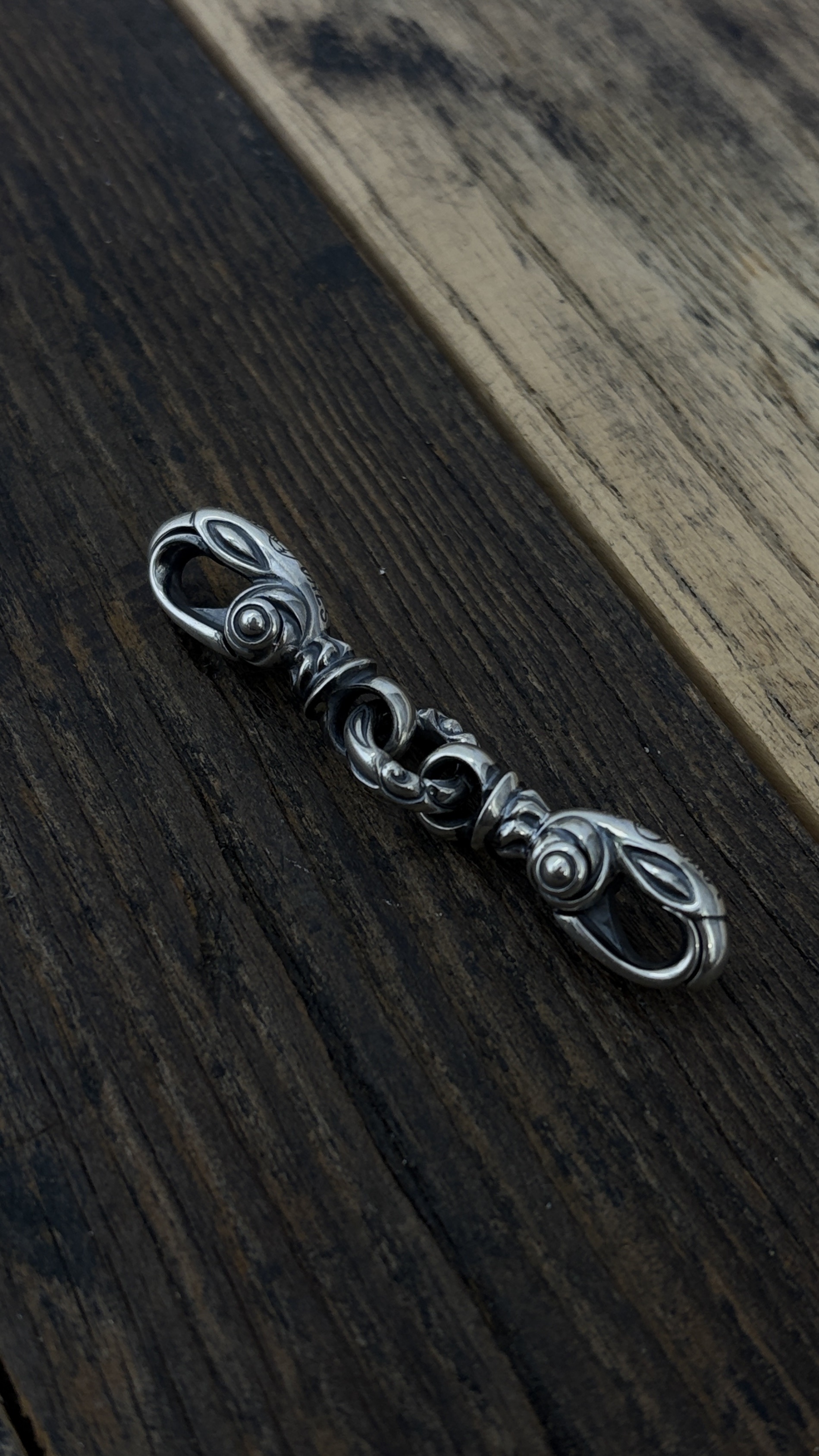 Linked Clasp S