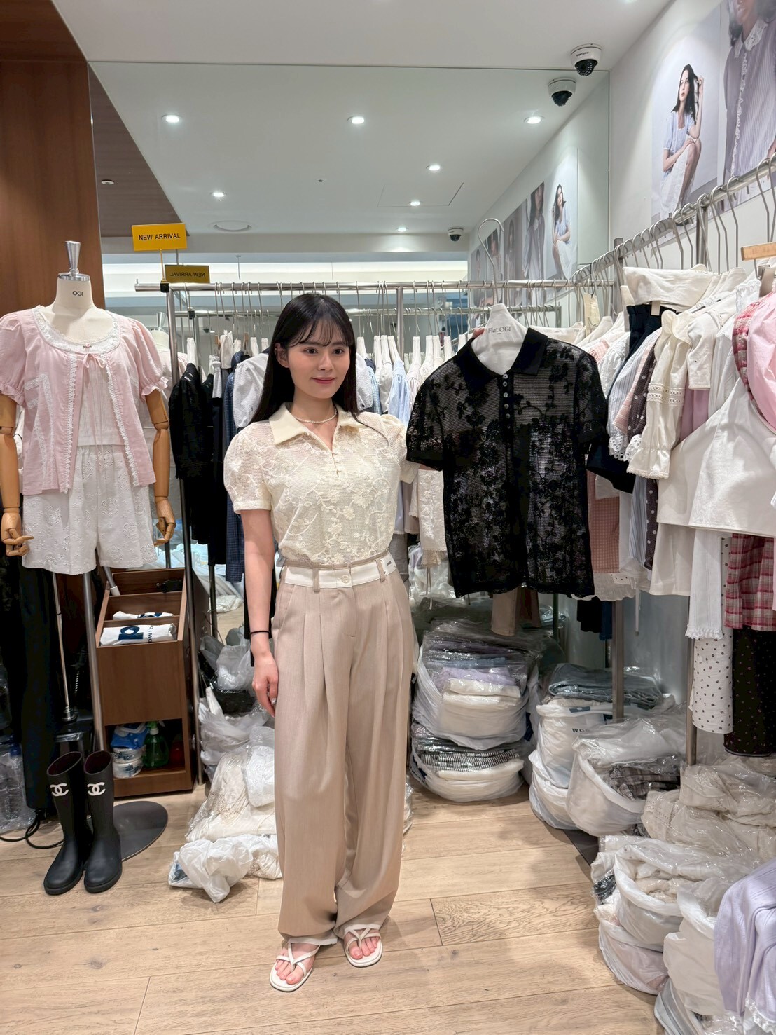 OG6023 亨利翻領刺綉透膚外搭