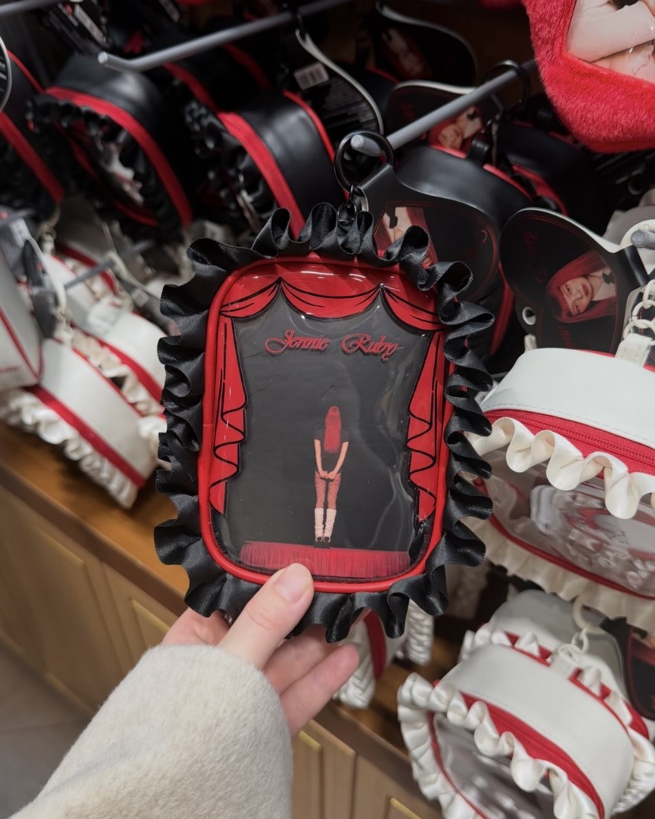 <獨家聯名>Jennie x Miniso 聯名 Ruby系列 周邊 娃包 兩色