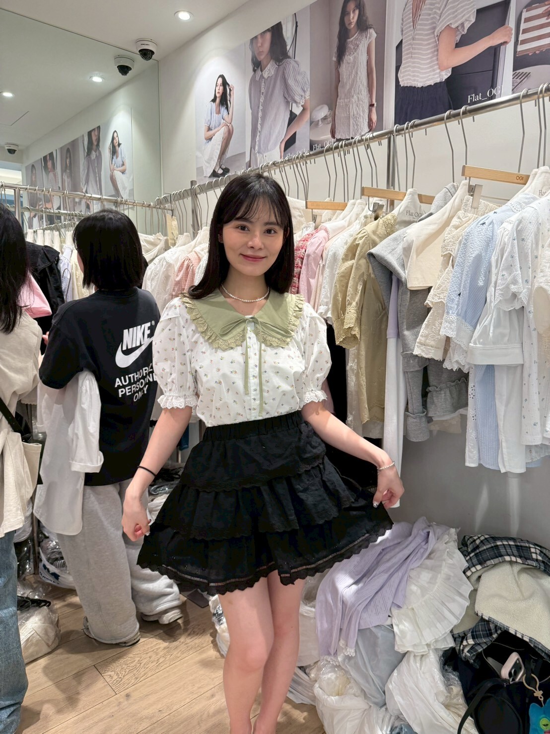 OG6016 撞色碎花娃娃領公主袖上衣