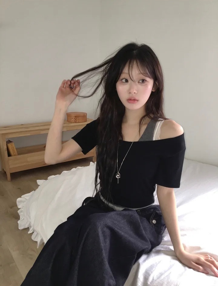 【優惠價預訂】韓國大U領假2件修身羅紋短袖上衣（5色）