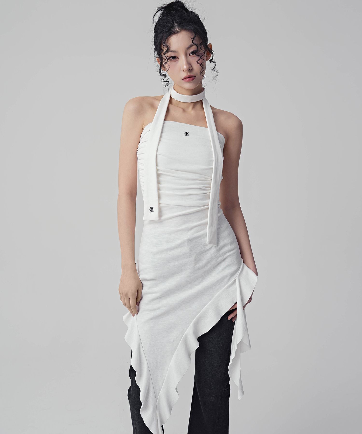 AVANDRESS 荷葉邊不對稱抹胸 AD61OP01