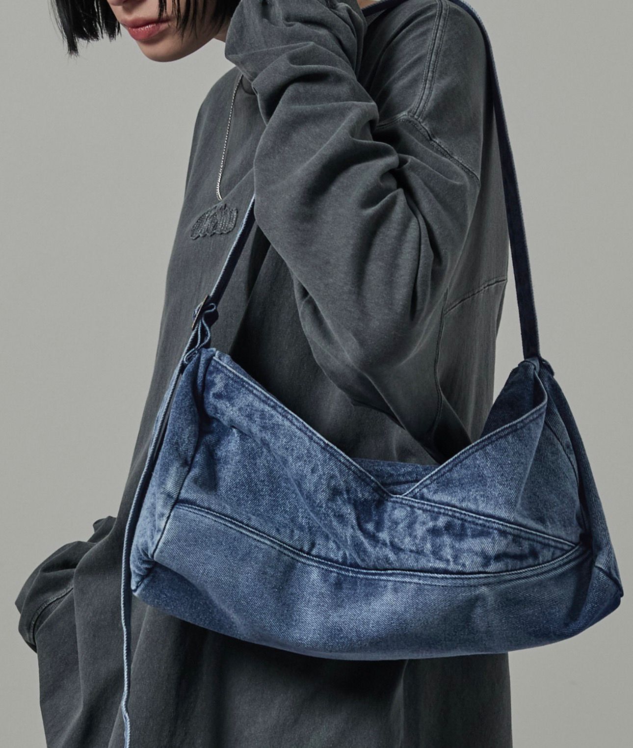 【預購】 JM0408110 Alfred Alex復古水洗牛仔波士頓包