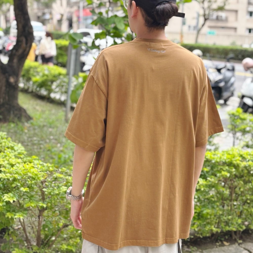 A BATHING APE® 鯊魚 素描風 短袖 上衣 寬鬆版型