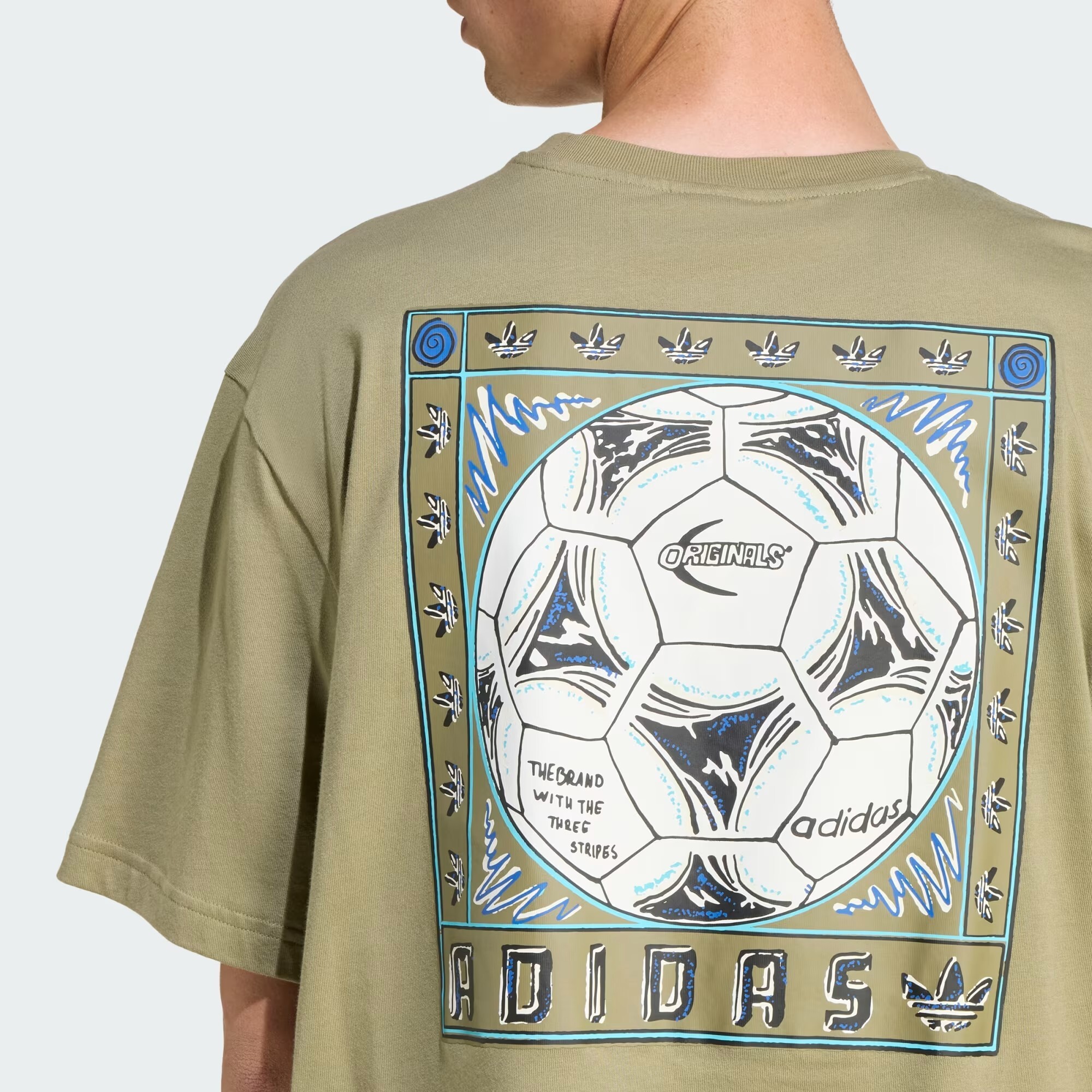 ADIDAS Graphic 短袖上衣 足球 黑 KA0621 沙 JX3093