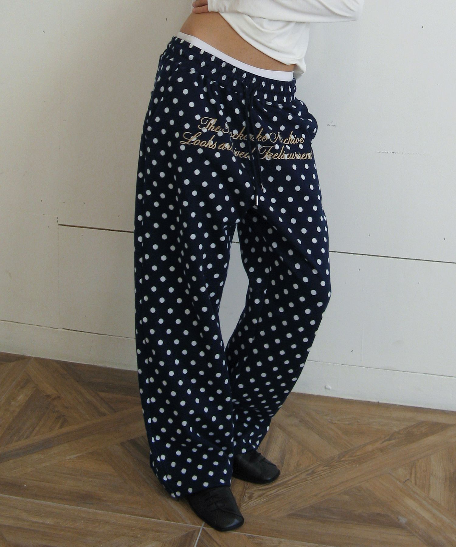 락케이크 點點抽繩兩穿縮口褲 RC25PT13400NA