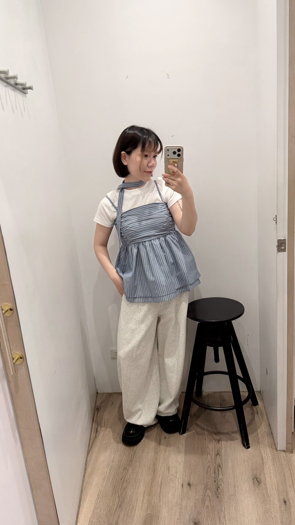 條紋胸抓皺附綁帶背心