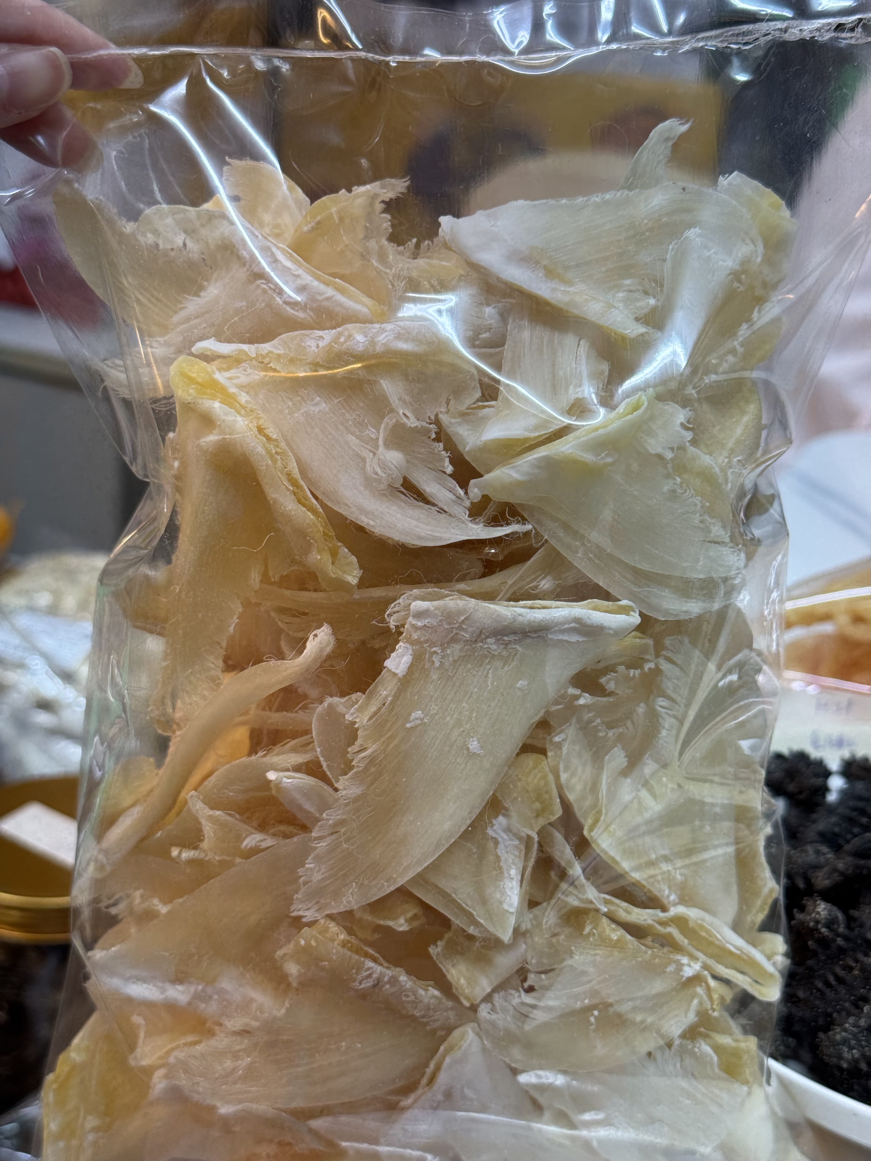 （7037）勾翅仔約135-145隻 300g