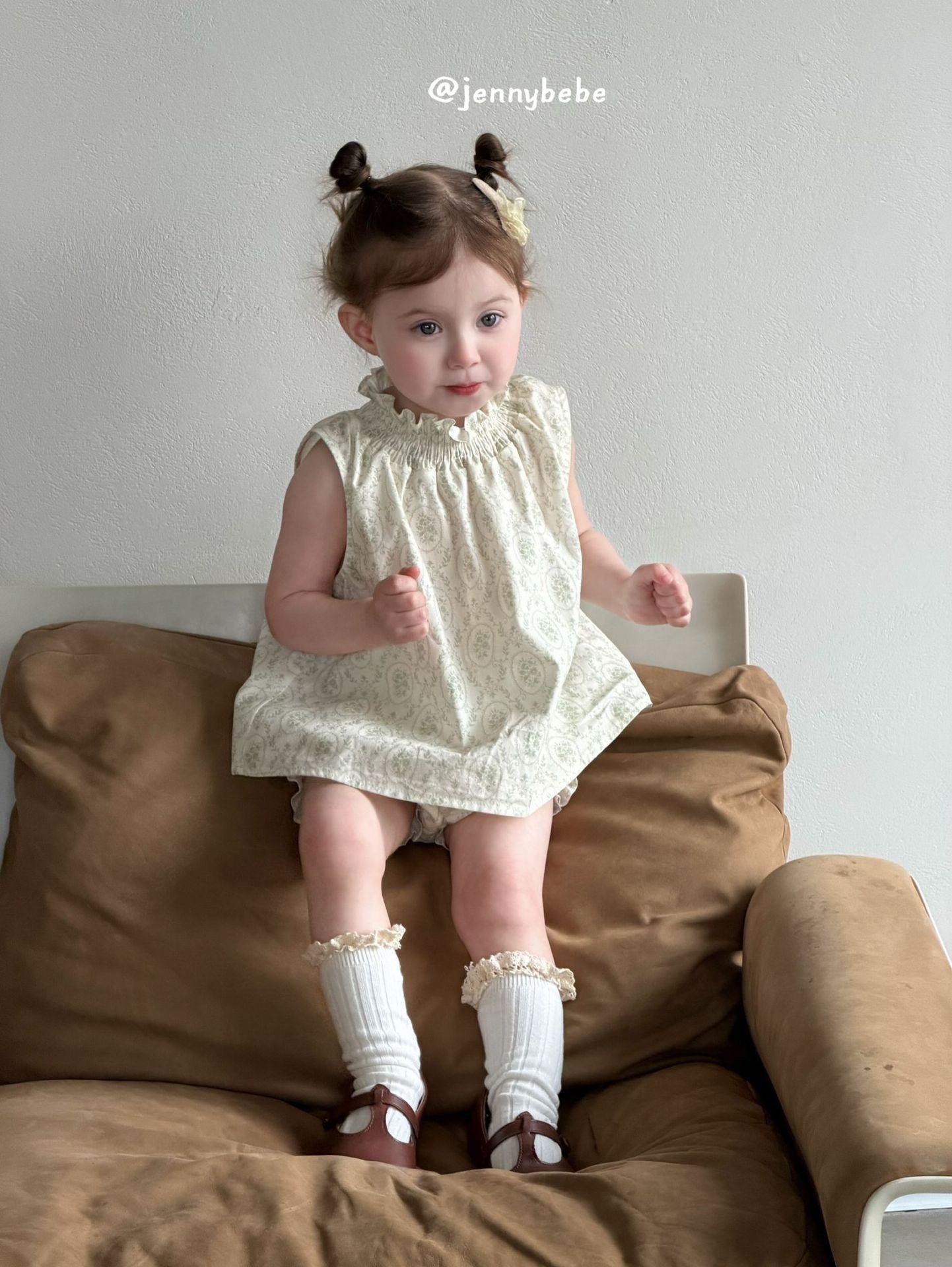 Jenny_重工古典碎花套裝