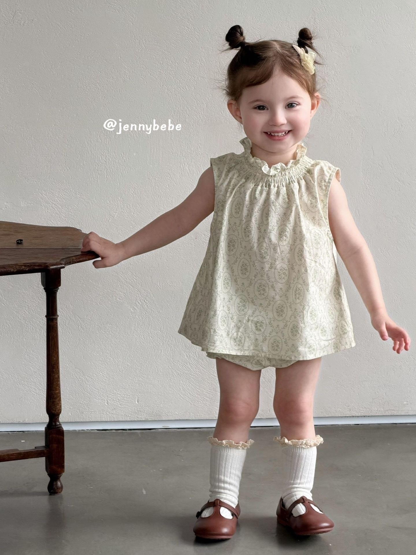 Jenny_重工古典碎花套裝