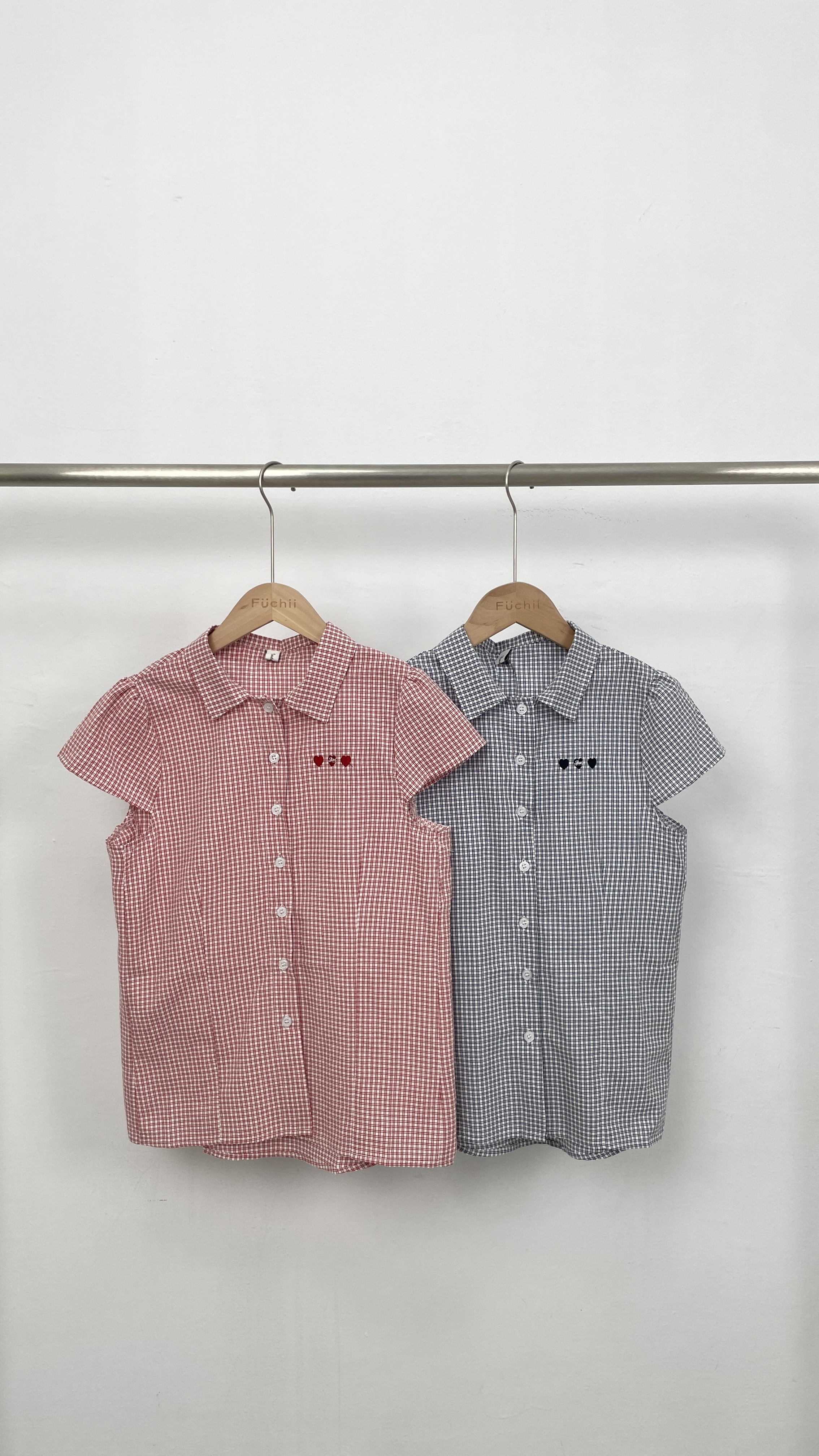 B75夏日格紋排扣修身襯衫