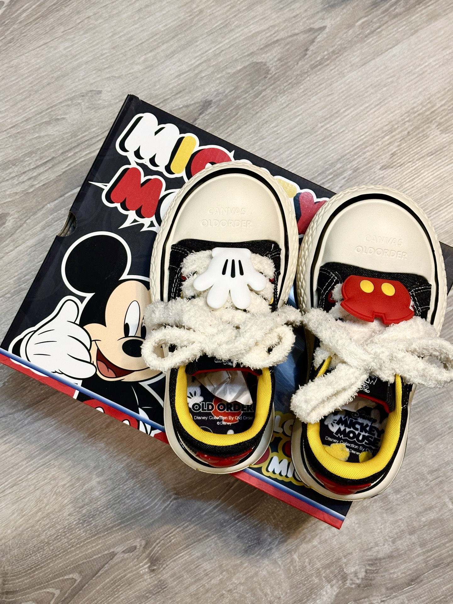 【預購】OLD ORDER × Disney 迪士尼 聯名款 經典米奇 黑紅黃 大頭帆布鞋 O2320717