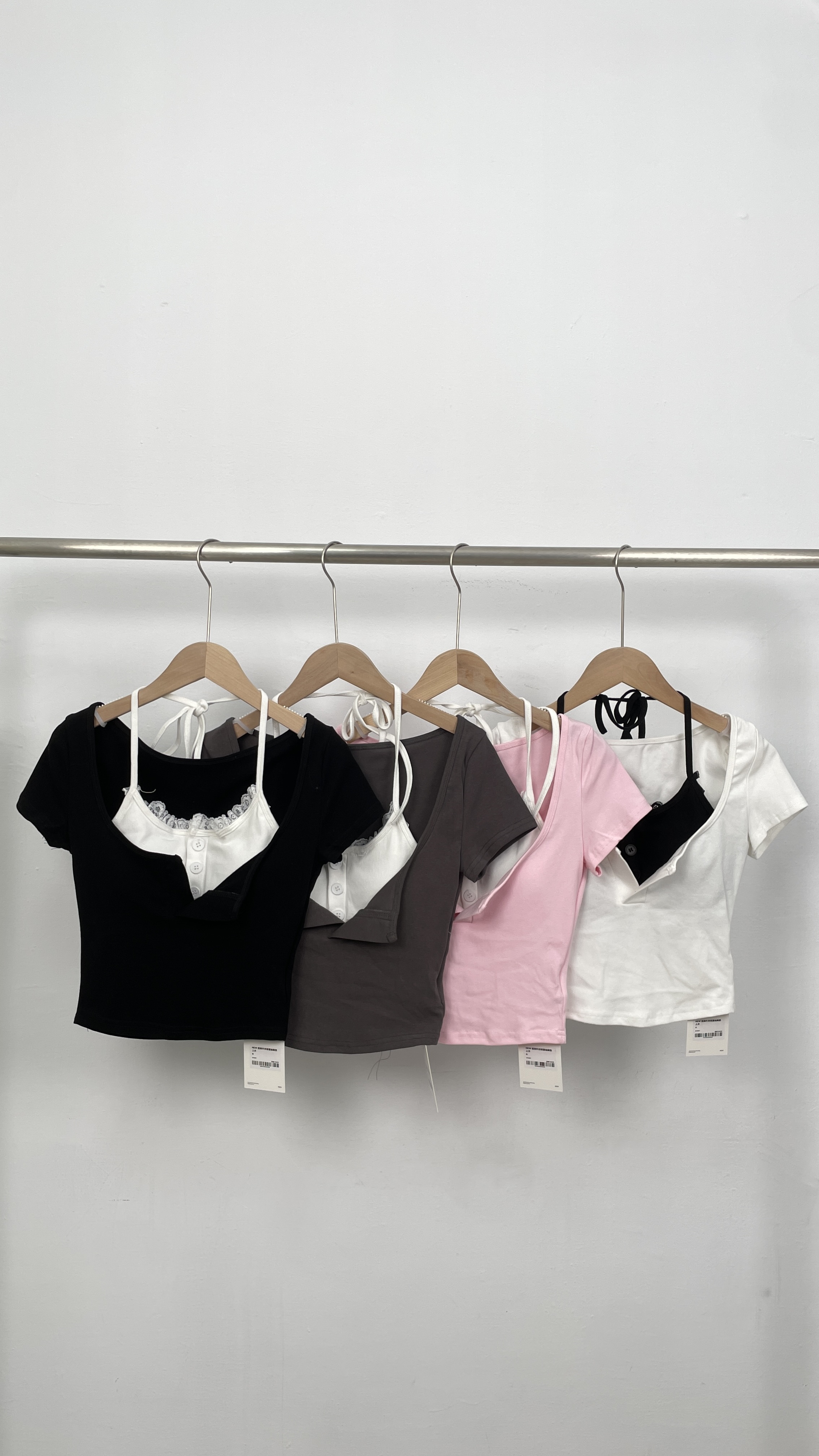 B92假兩件拼接蕾絲胸墊上衣