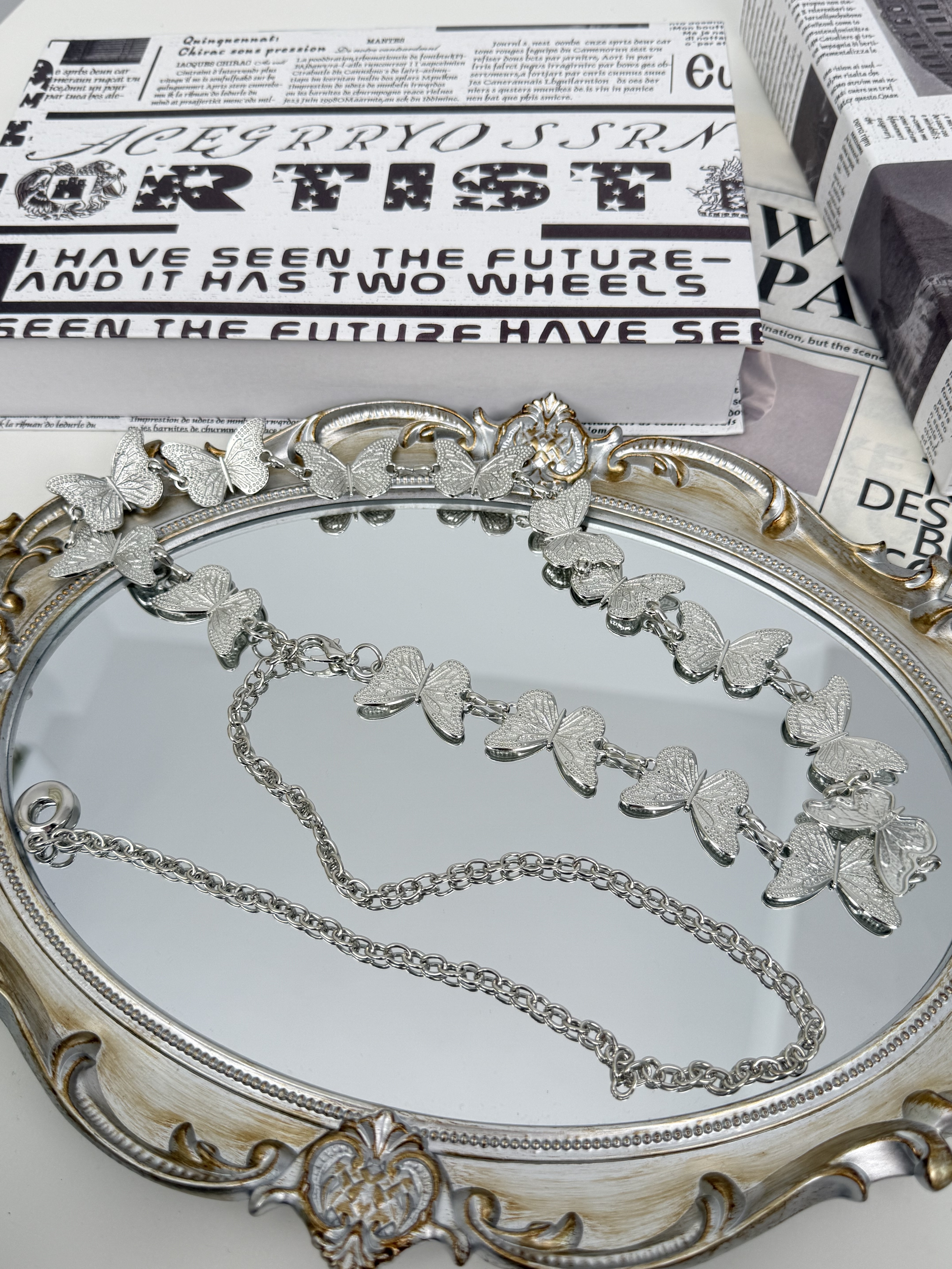 B96銀色蝴蝶腰鏈