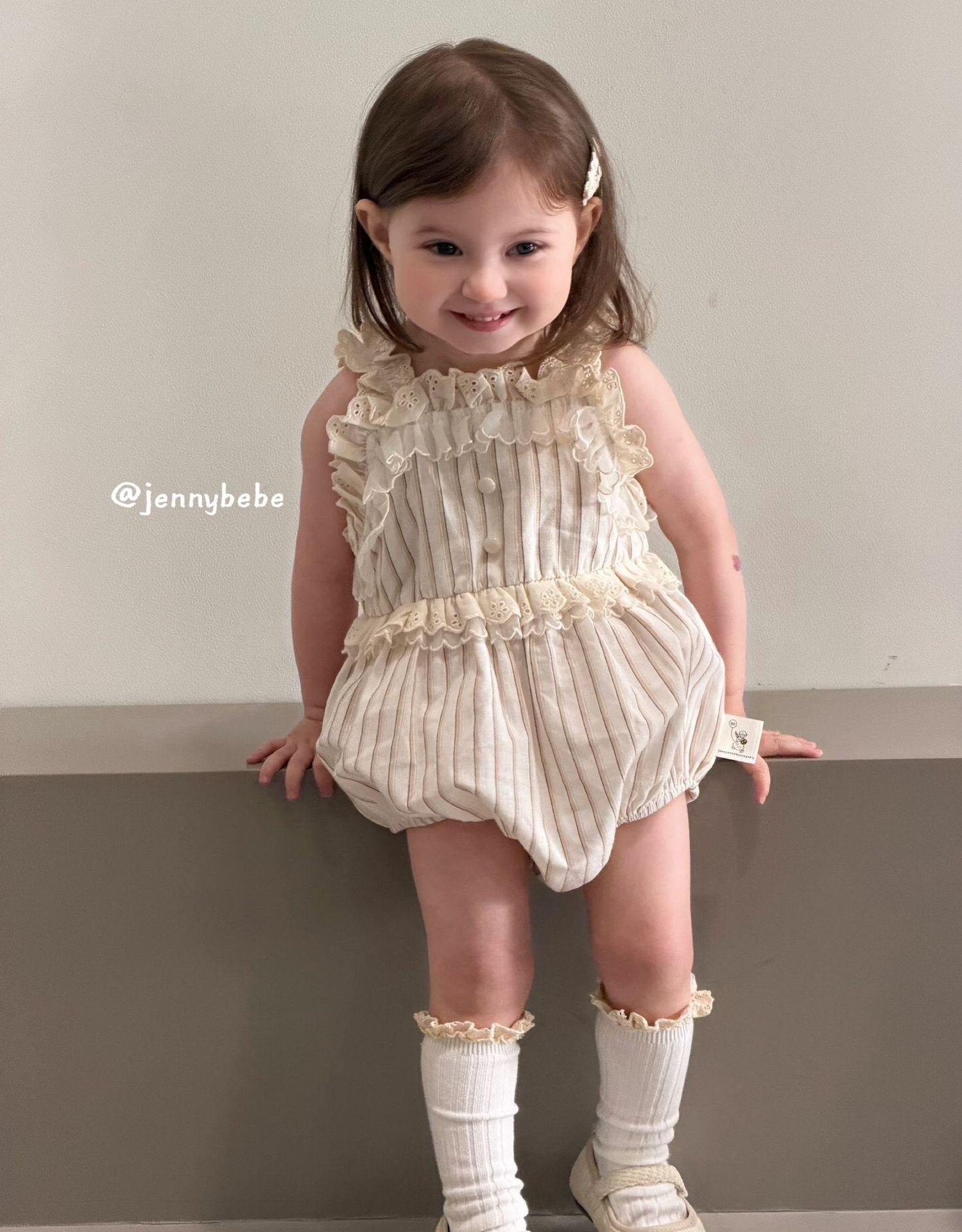 Jenny_蕾絲直條吊帶包屁衣/蕾絲直條洋裝