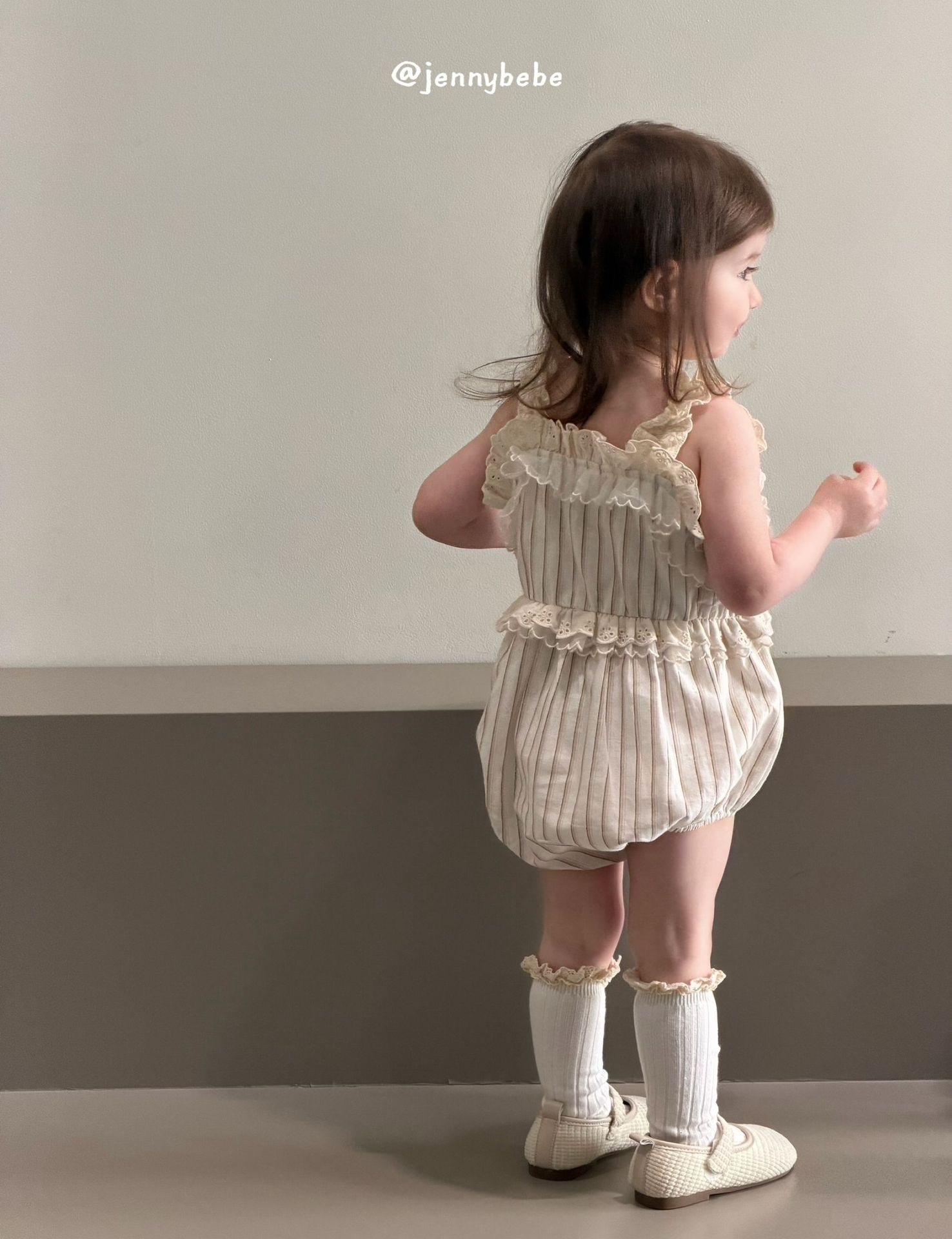 Jenny_蕾絲直條吊帶包屁衣/蕾絲直條洋裝