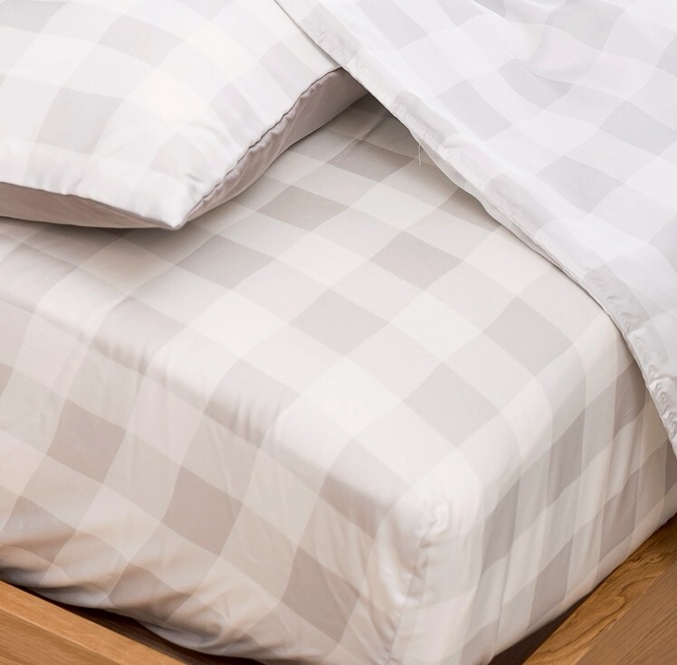 60支天絲薄枕頭套 | 微光格語 DR8001