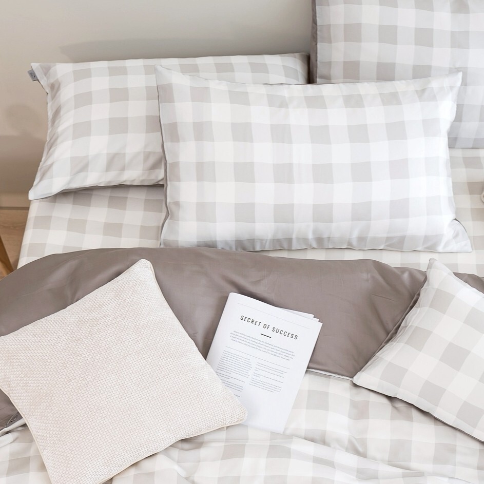 60支天絲薄枕頭套 | 微光格語 DR8001