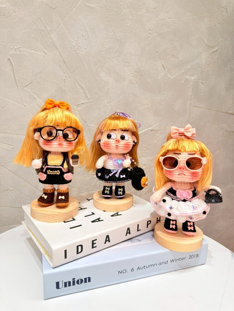 『紫色』豌豆眼睛裙裝醜娃吊飾-27號『約15-17cm』