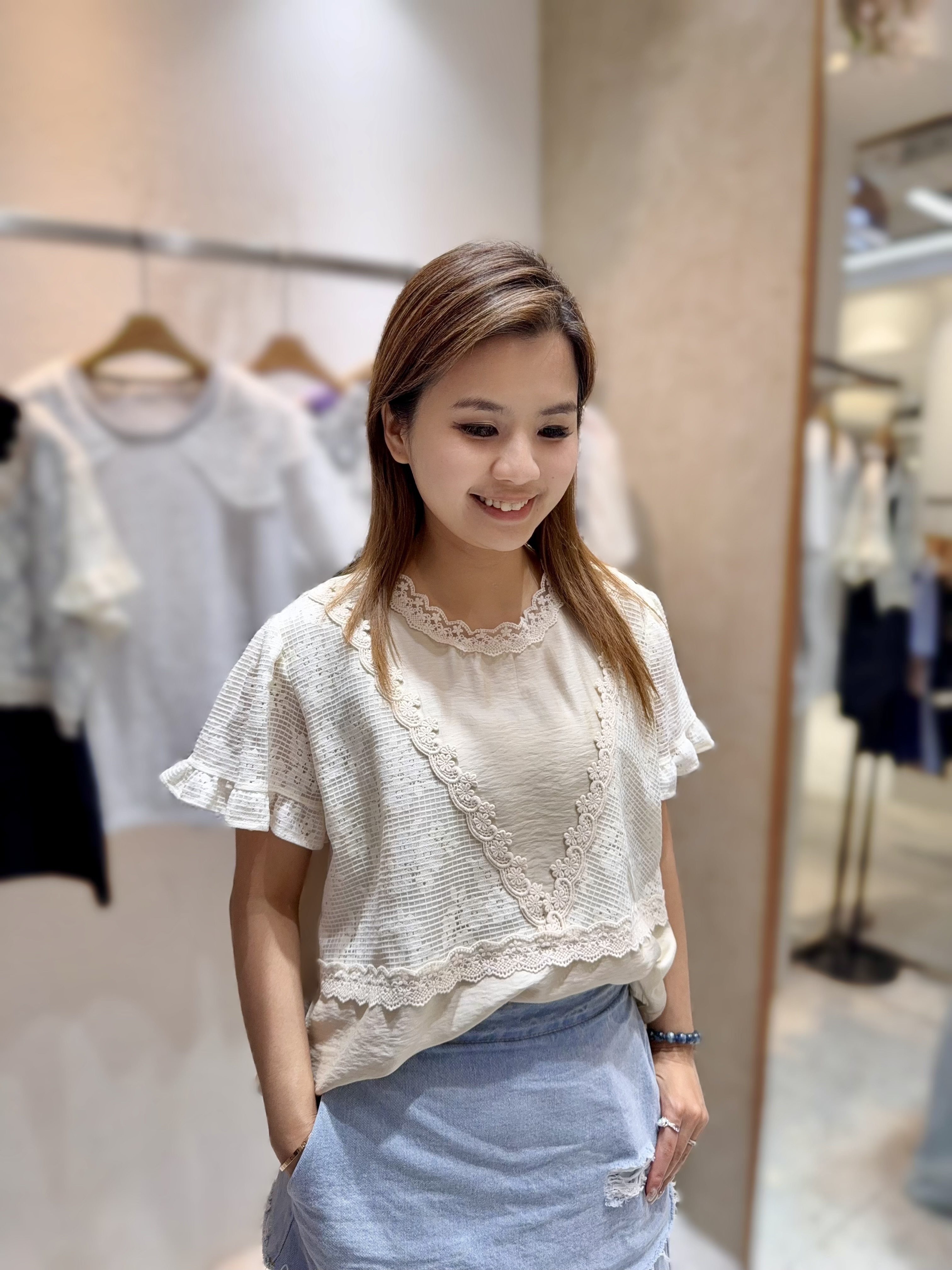 H16   胸 44  長23.5   $499 (一口價)