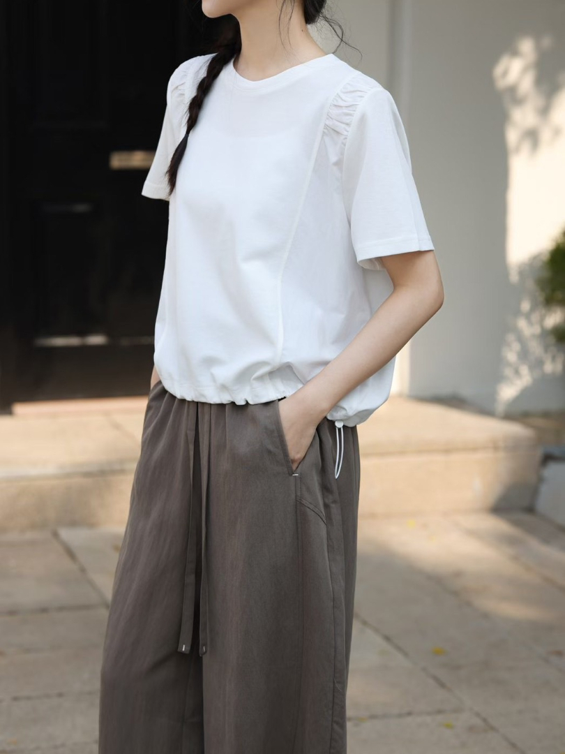 多了柔和層次感拼接抽繩上衣