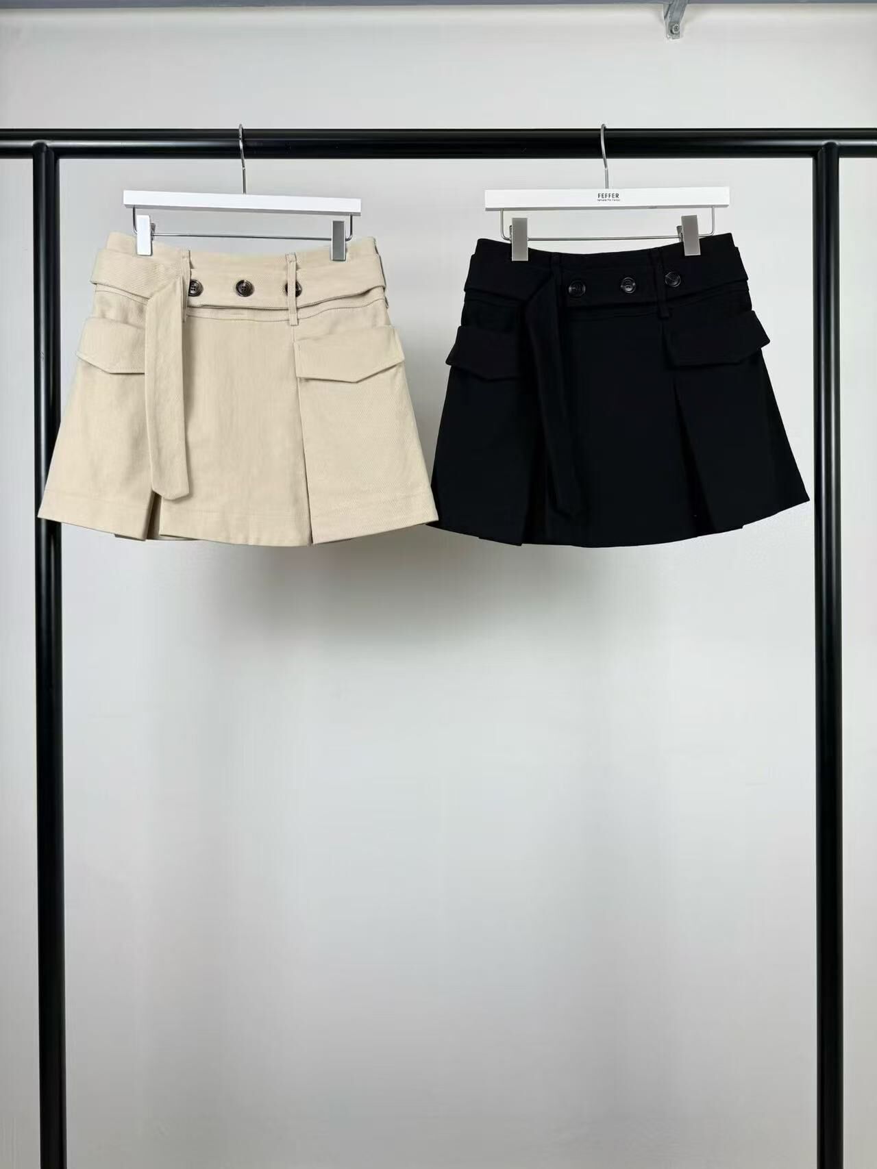 FF6034 鈕扣反蓋口袋打摺裙