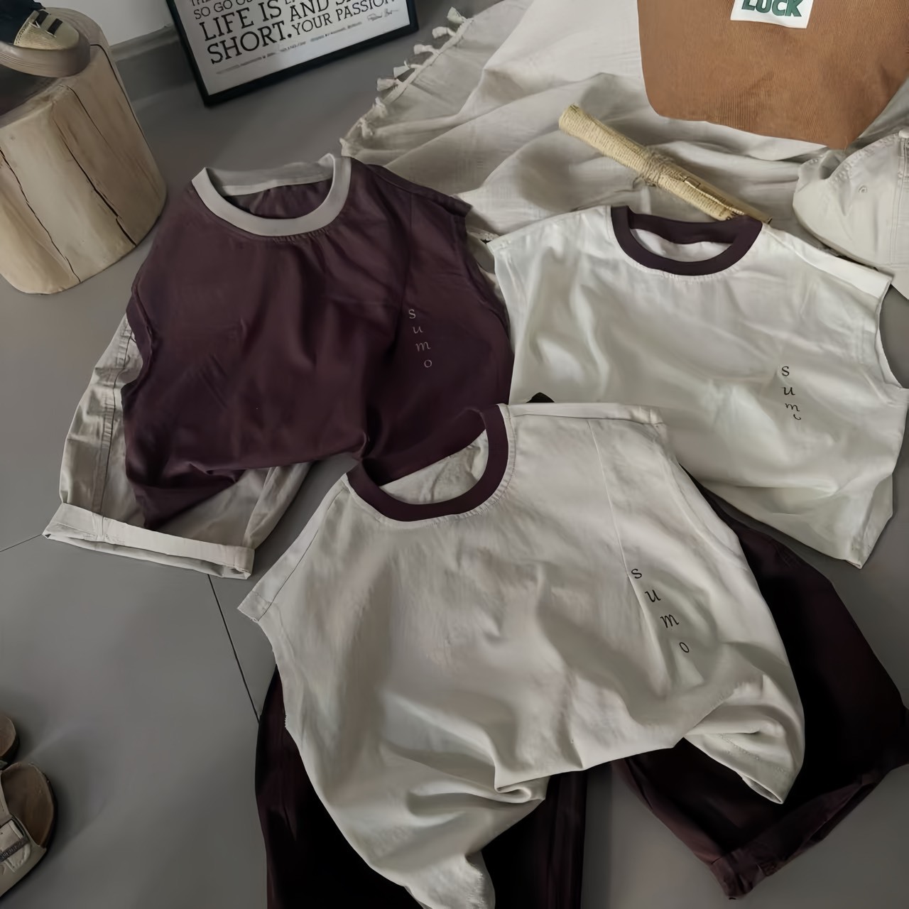 米色無袖背心上衣