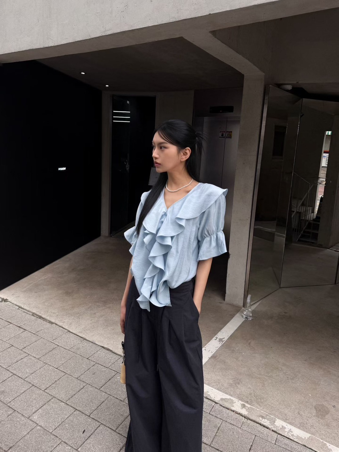 短袖荷葉開襟襯衫