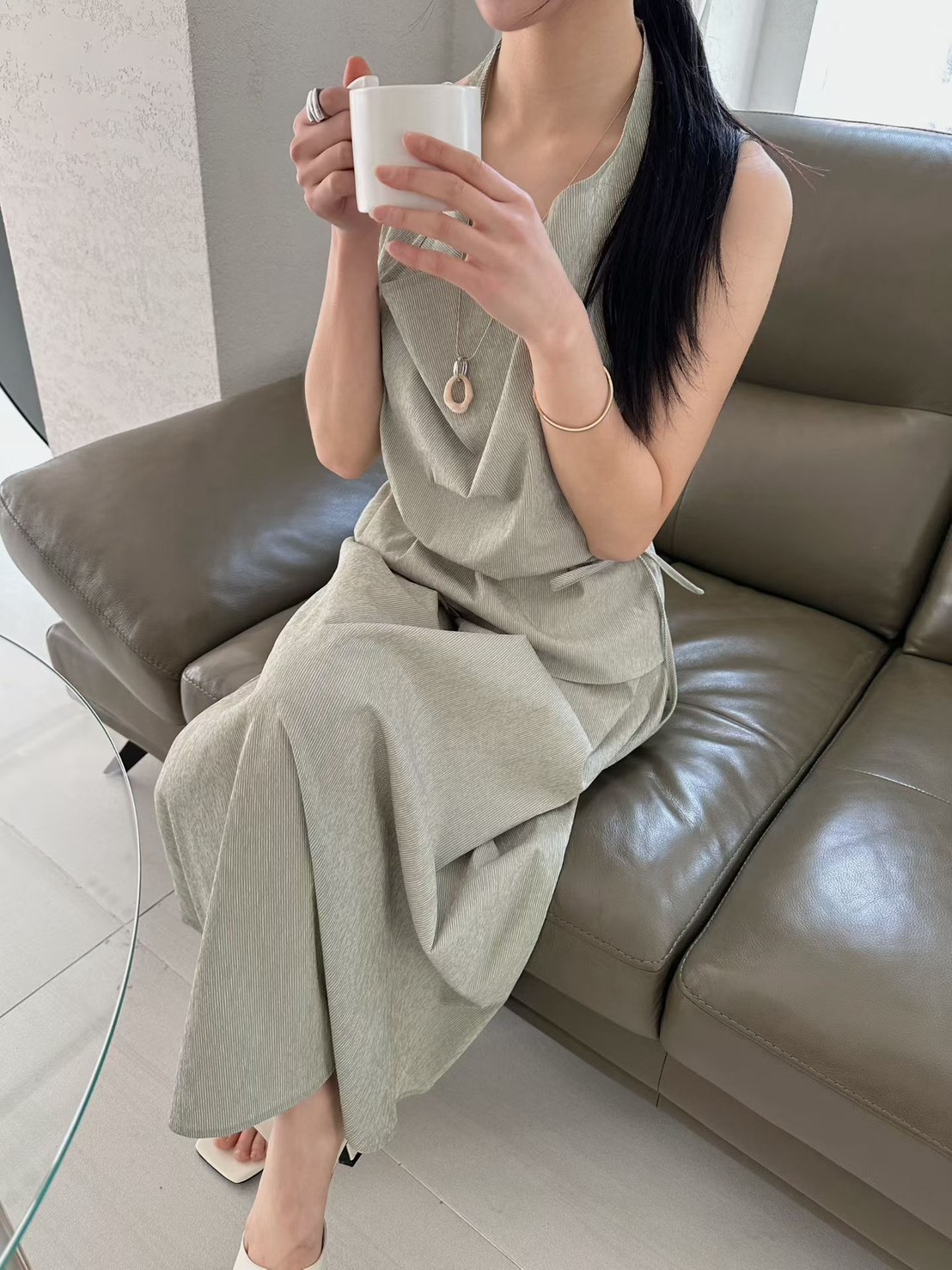 繞頸兩件式綁帶長洋裝