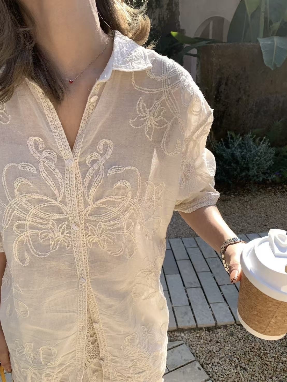 258 精緻緹花設計感襯衫