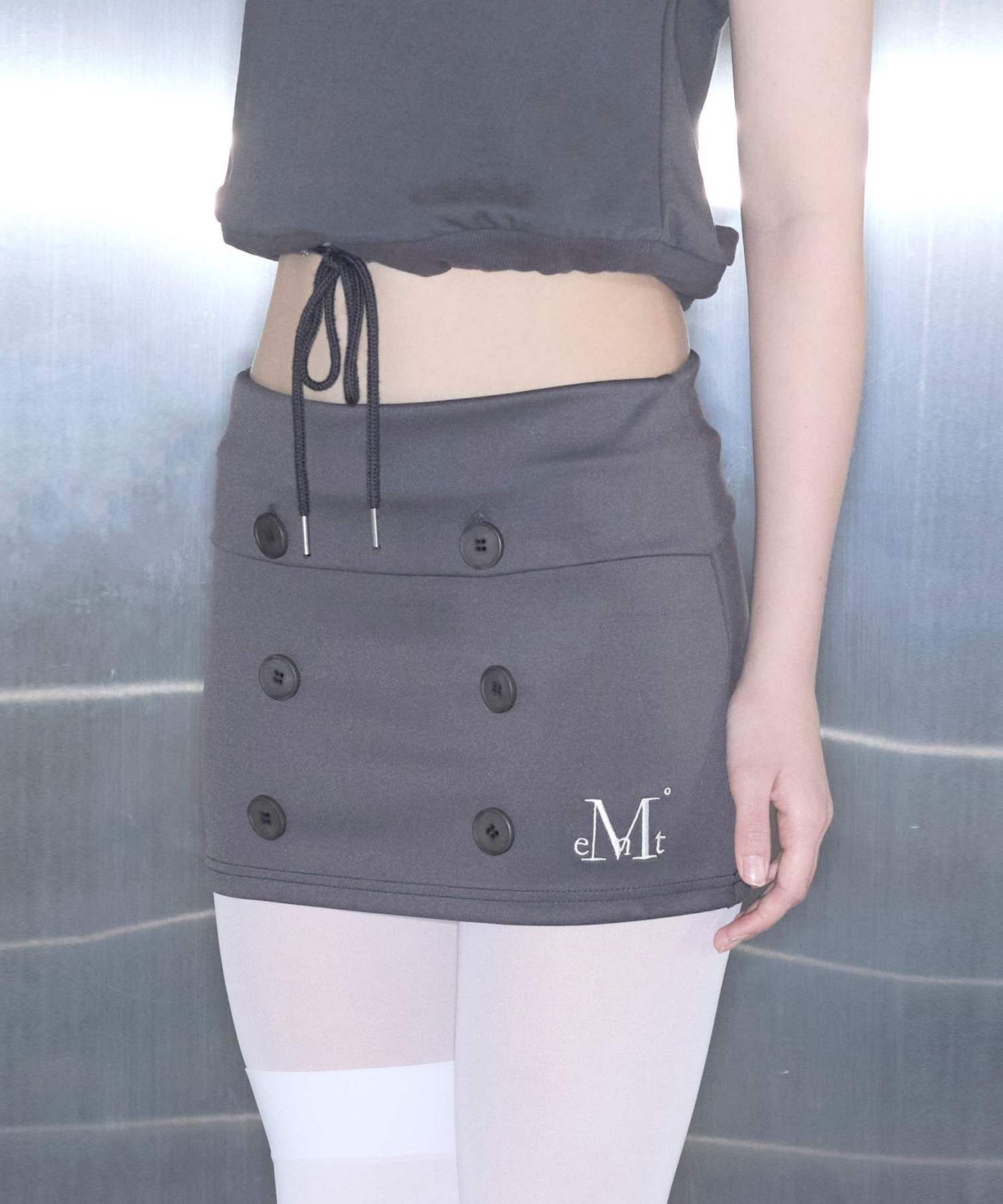 MUCENT 微低腰排釦裙 P0000BBL