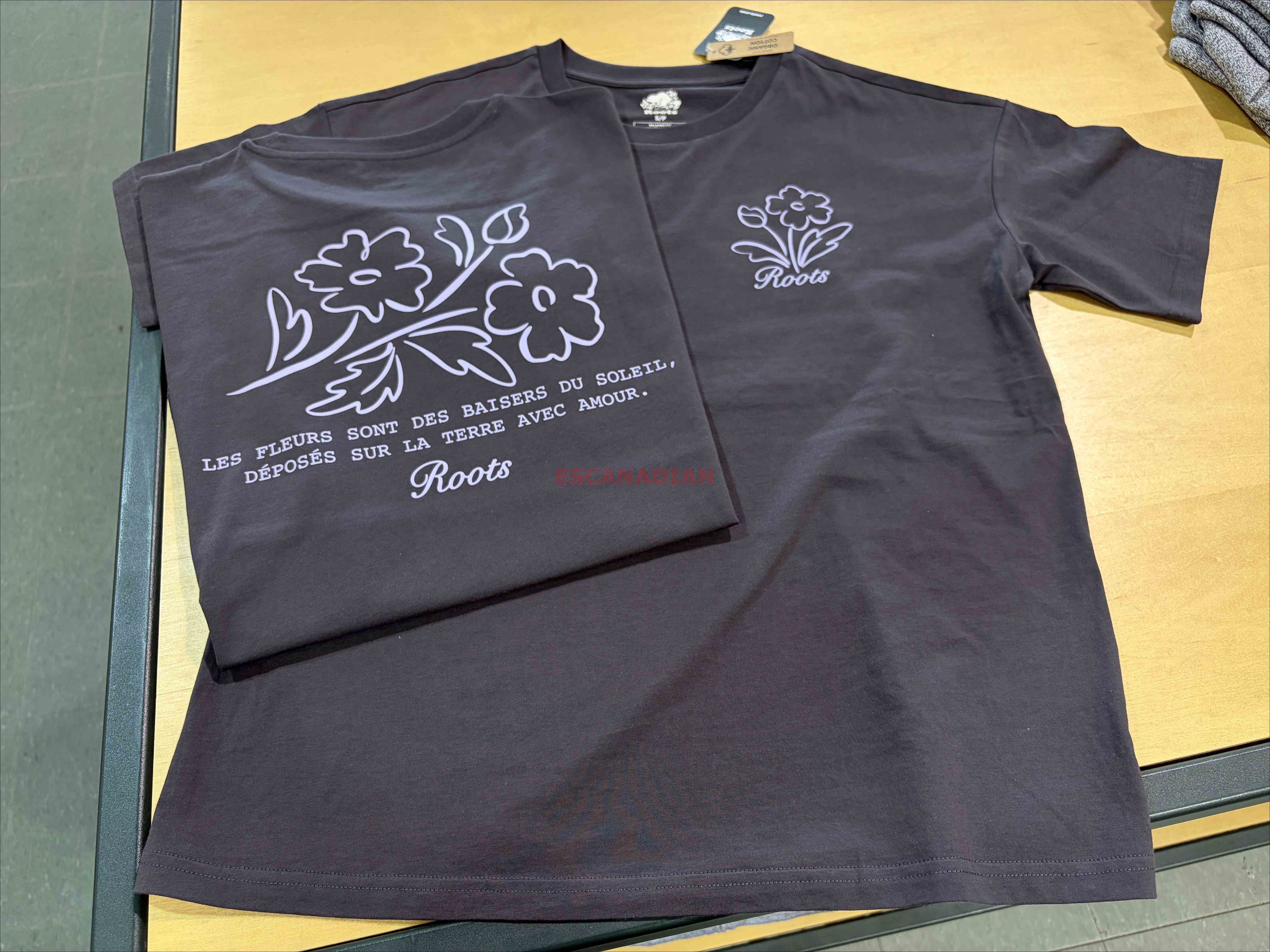 ROOTS 女大人 花卉系列 正反圖案 寬版(Relaxed) 短TEE