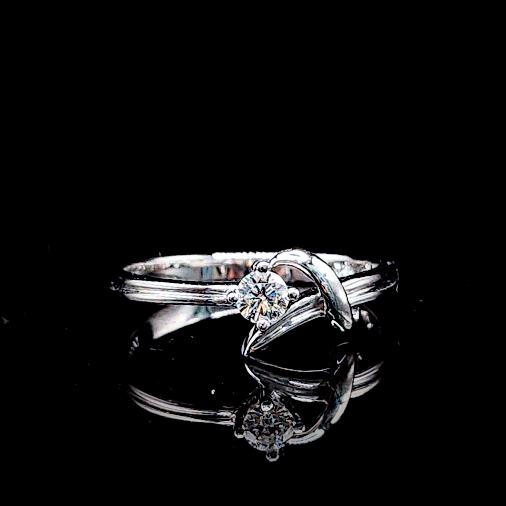 全新18K白金【單粒11份鑽石】戒指