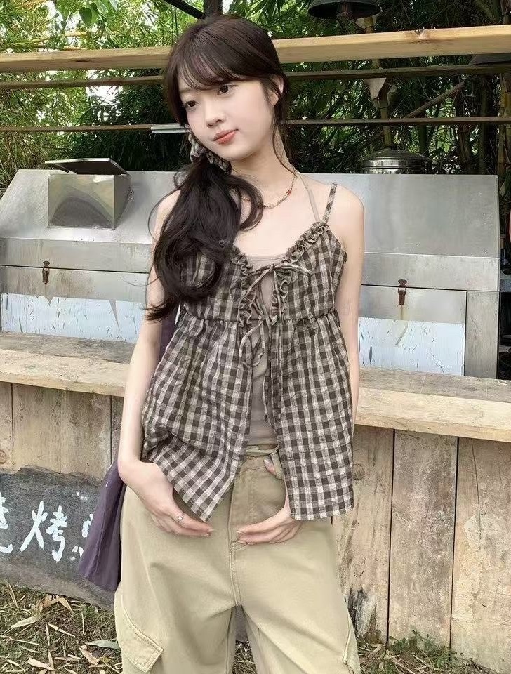 髮圈+掛脖背心+前綁格紋背心