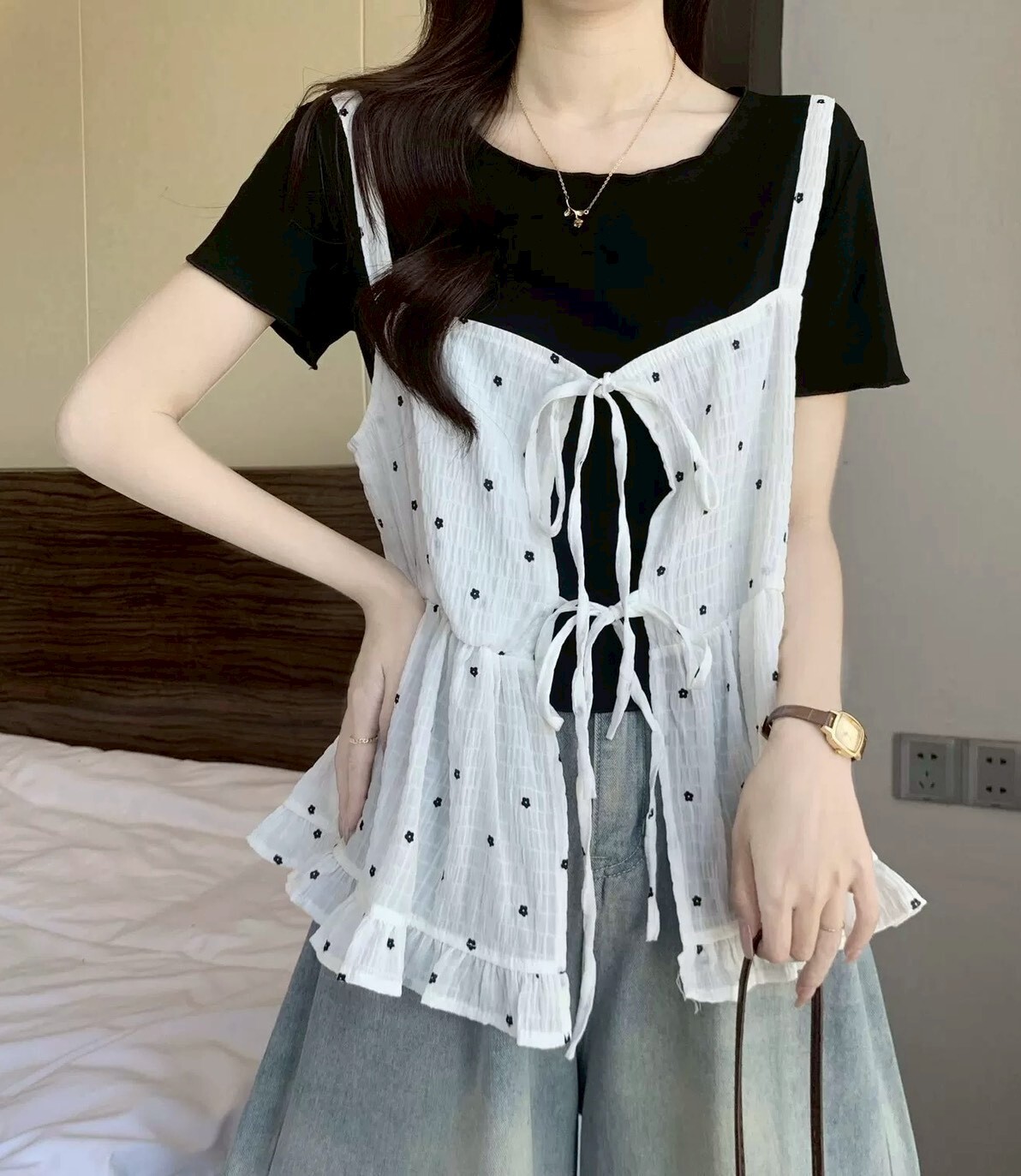 前綁小花雪紡背心+不收邊棉質衣