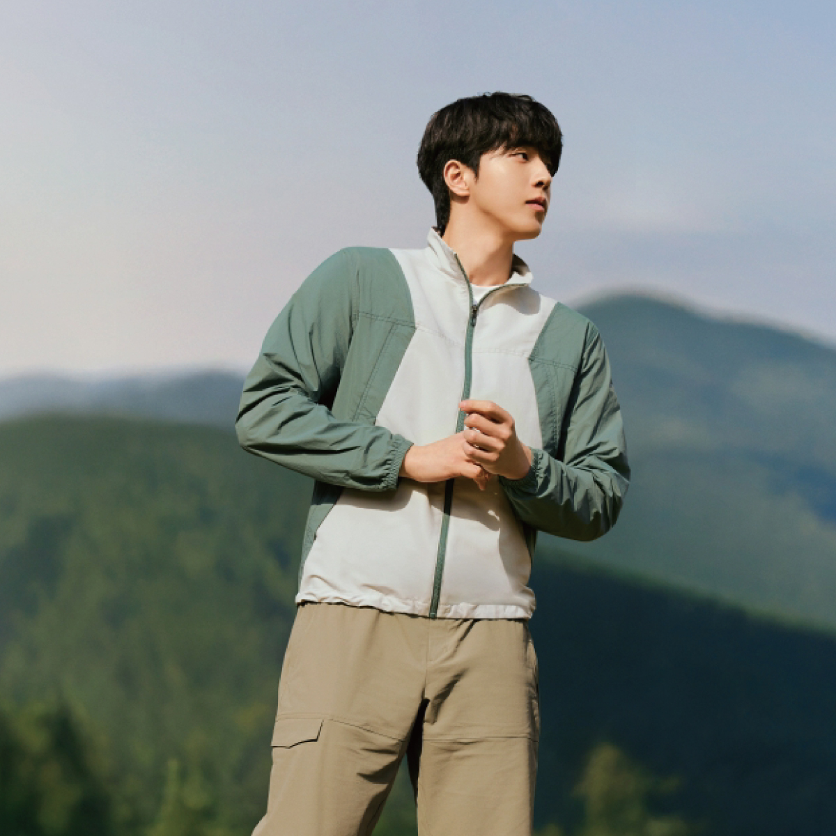 【EIDER】男Momentum輕量透氣立領外套/26EDMM26111-[碧綠、水藍]