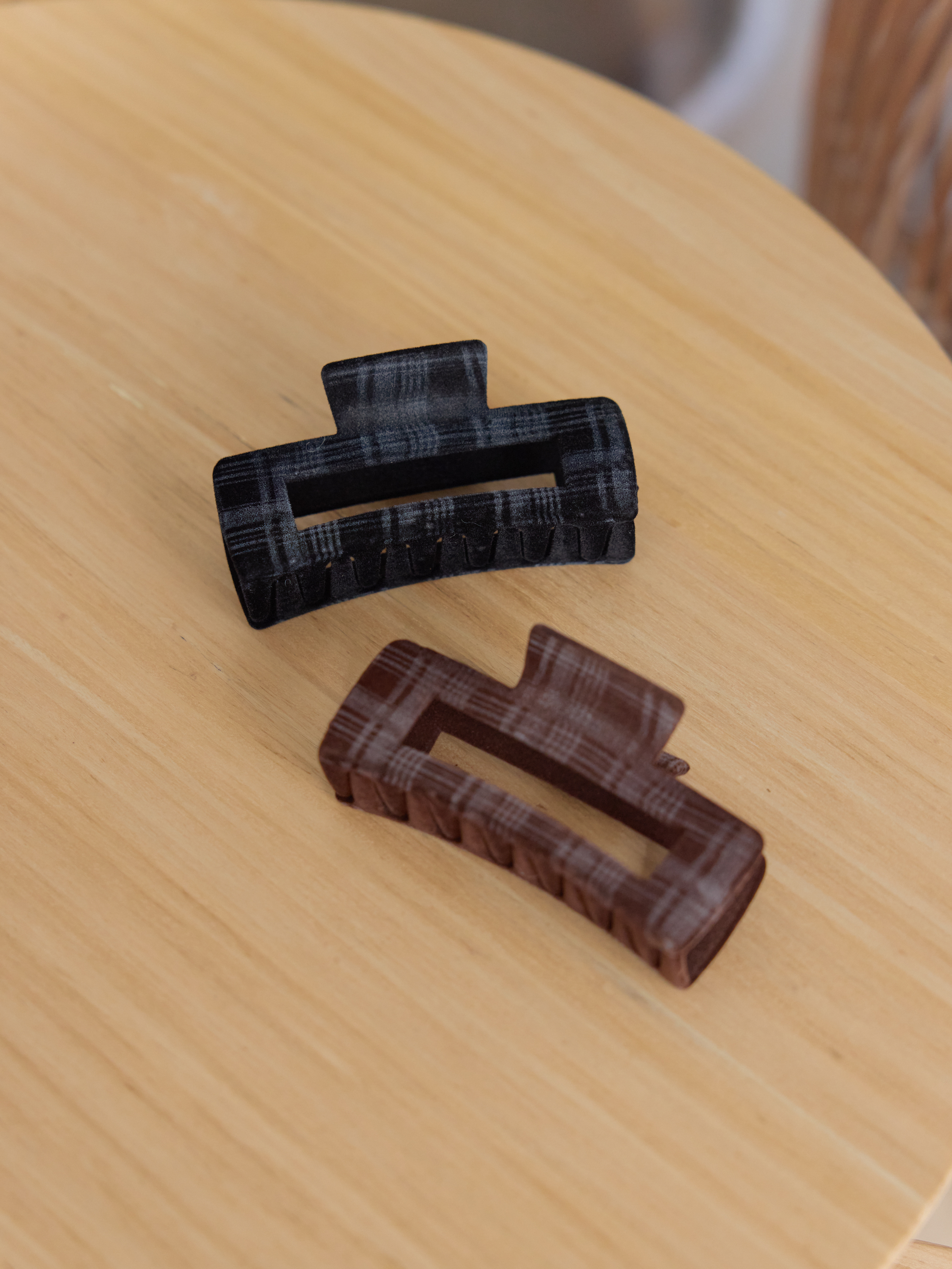 Plaid-Texture Hair Claw Clip