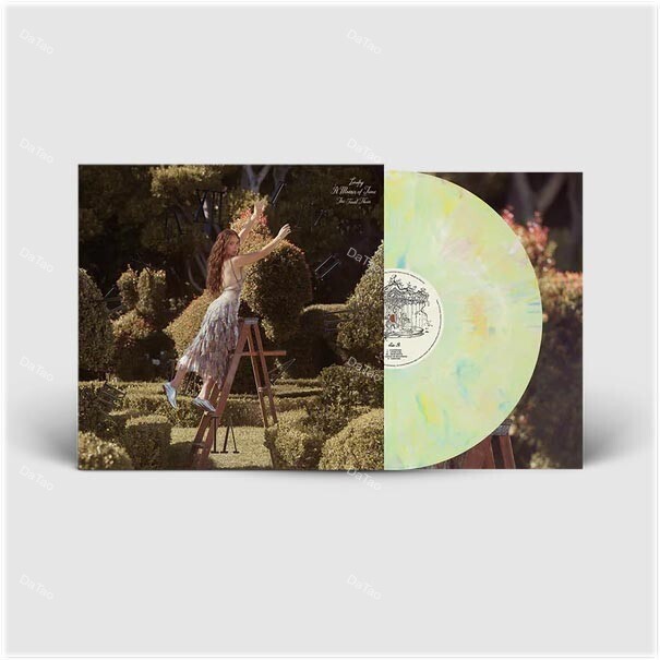 Laufey – A Matter of Time: The Final Hour 2LP 水彩暈染彩膠