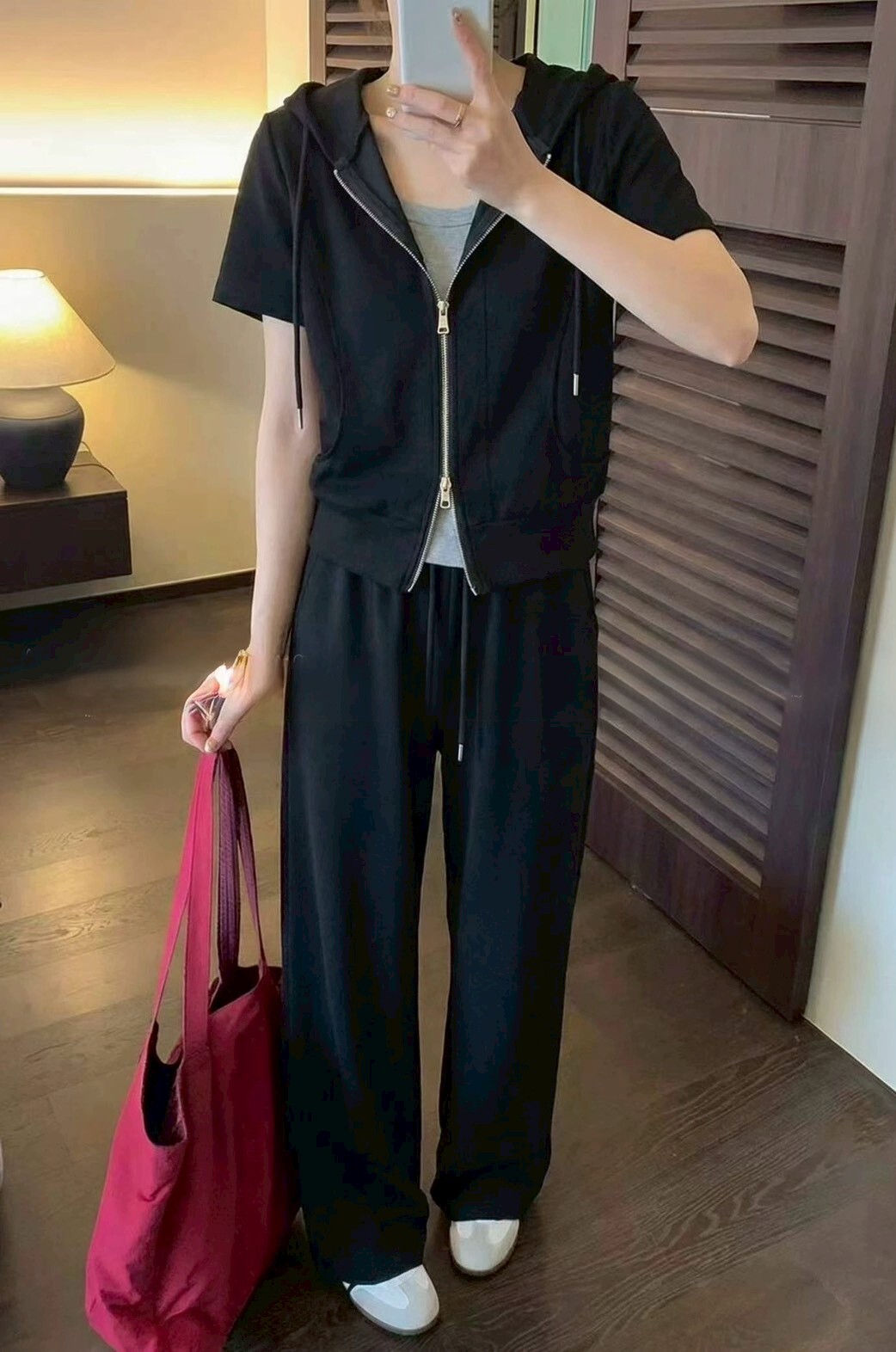 腰線拉鍊連帽外套+棉質寬褲